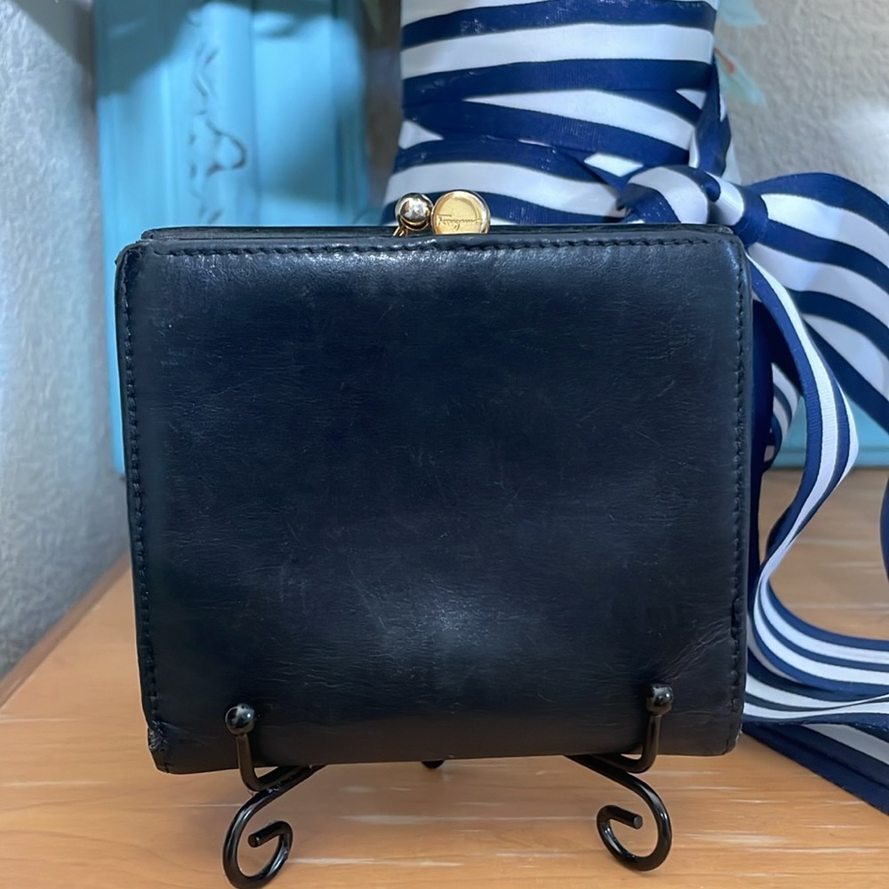 Salvatore Ferragamo Vintage Gancini Trifold Wallet Black Leather Made in Italy - Picture 4 of 13